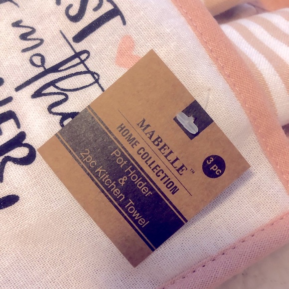 Mom Gift Set Potholder and Kitchen Towels - Picture 5 of 6